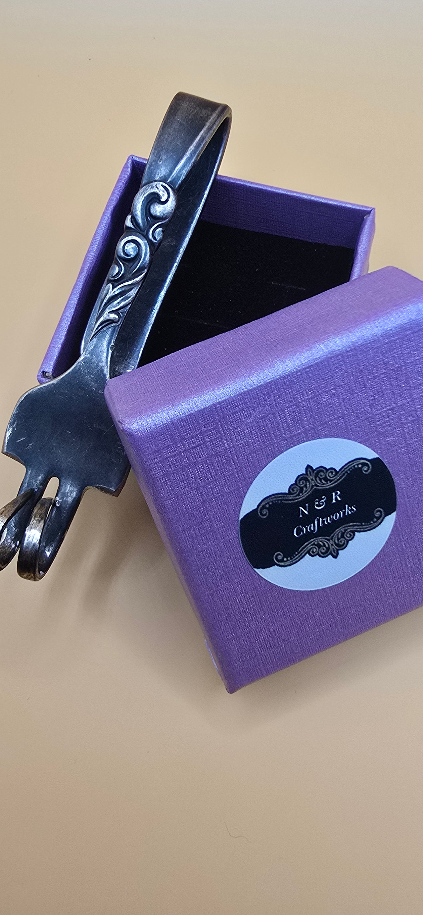 Elegant way to keep your keys close by