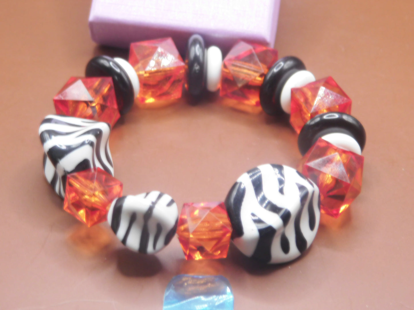 Acrylic beaded bracelet with Zebra patterns