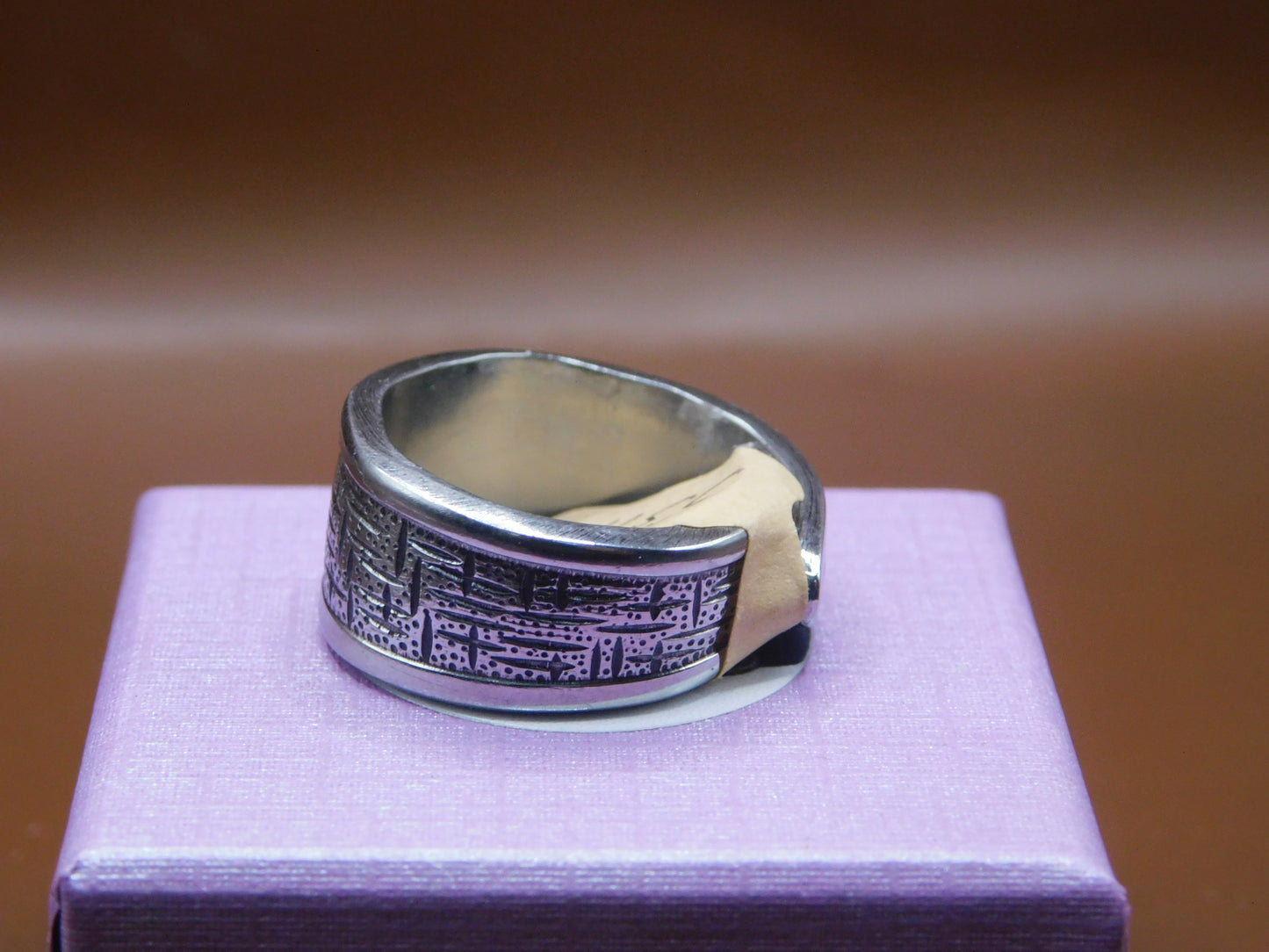 Beautifully crafted from a vintage spoon handle comes this band style ring