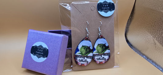 Holiday Hobbie Whatty????????