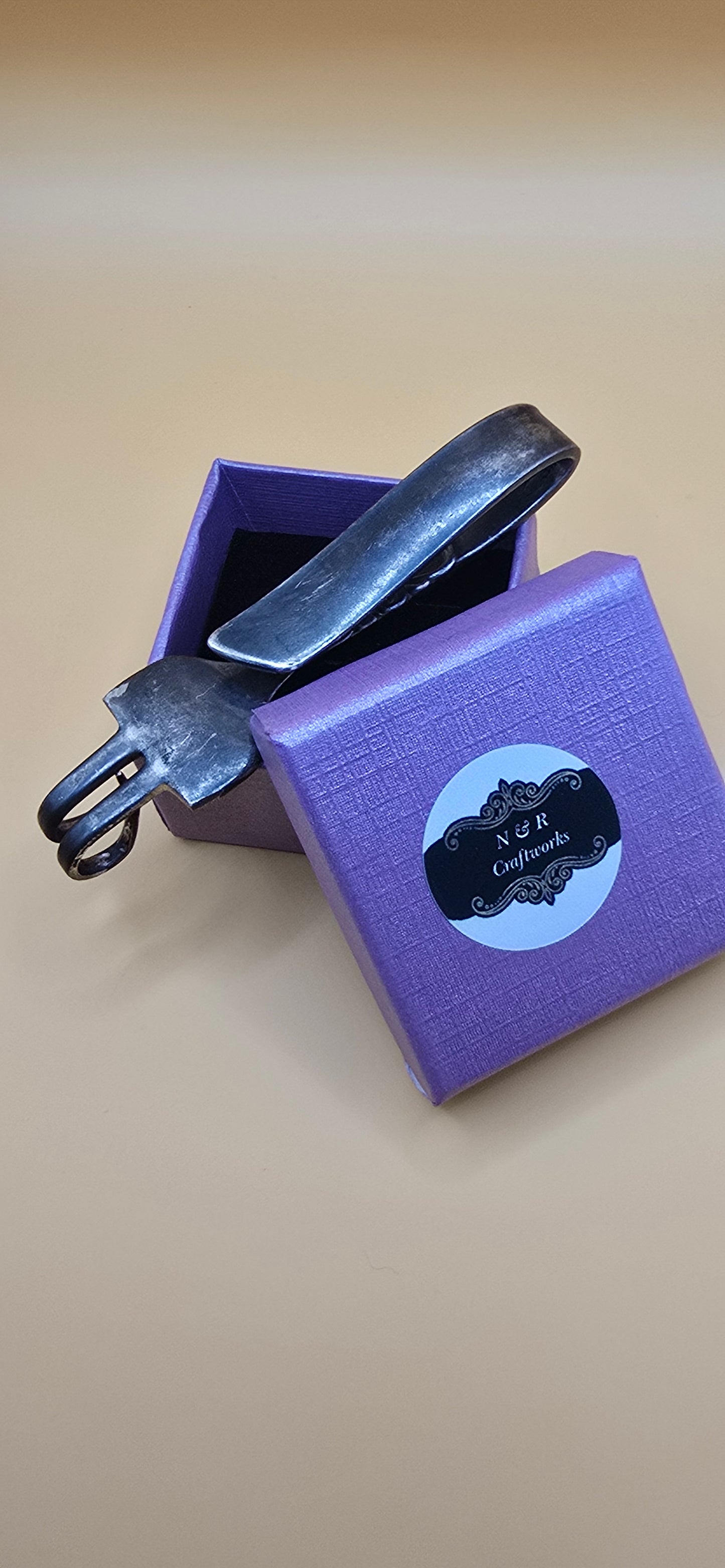 Elegant way to keep your keys close by