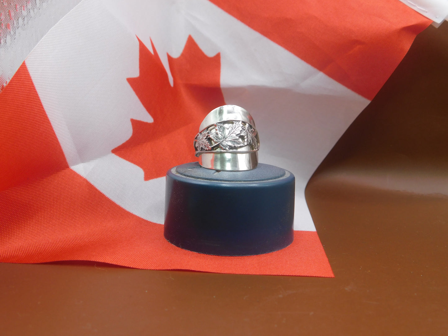 Beautifully Crafted Saddle Ring OH CANADA