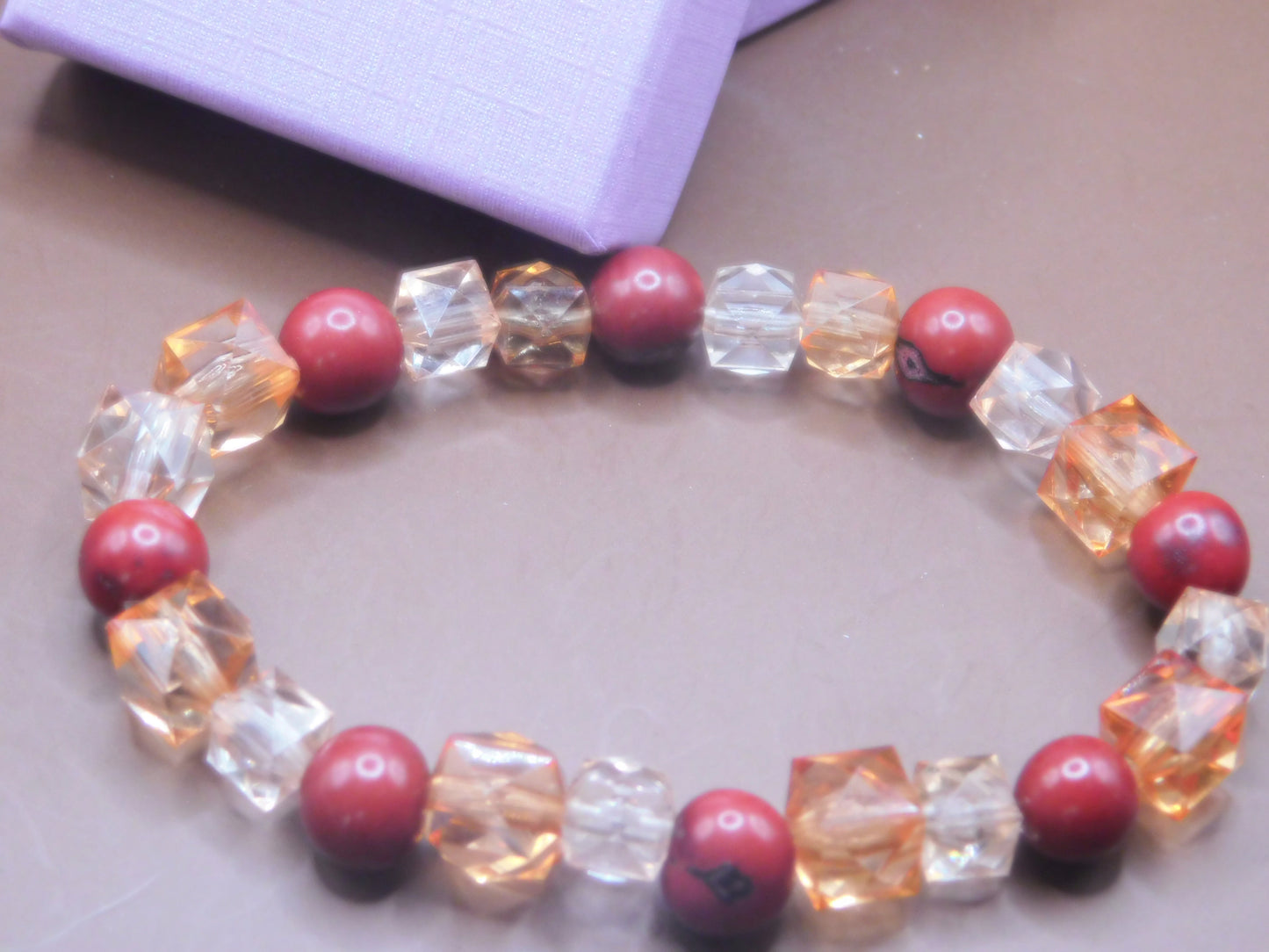 Practical and classy bracelet, a must for every occasion