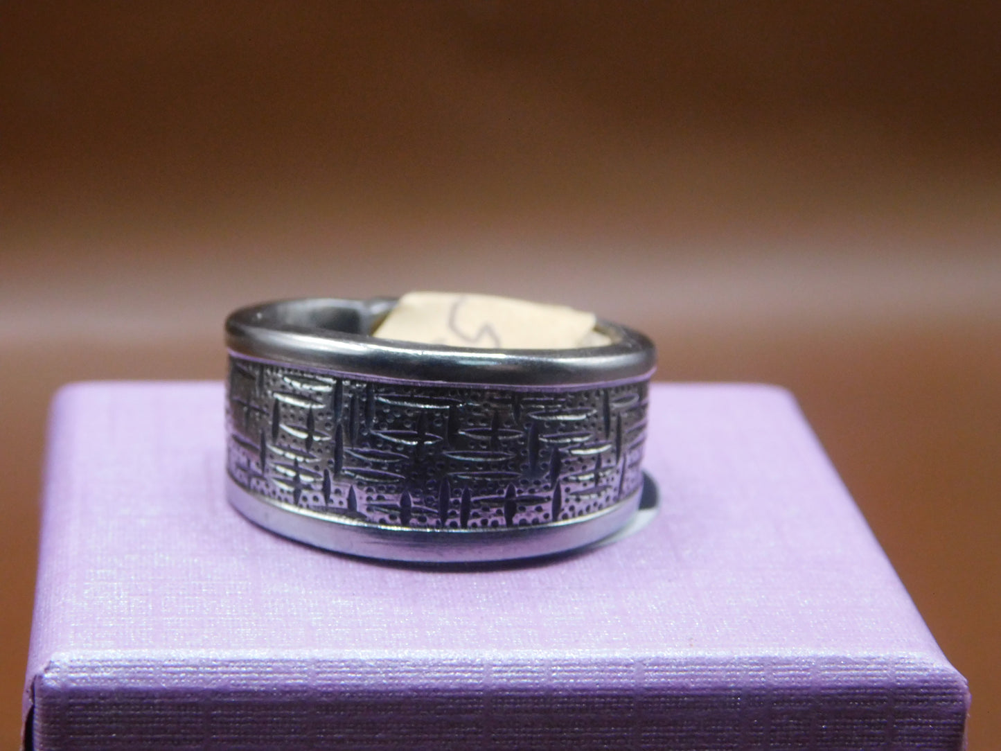 Beautifully crafted from a vintage spoon handle comes this band style ring