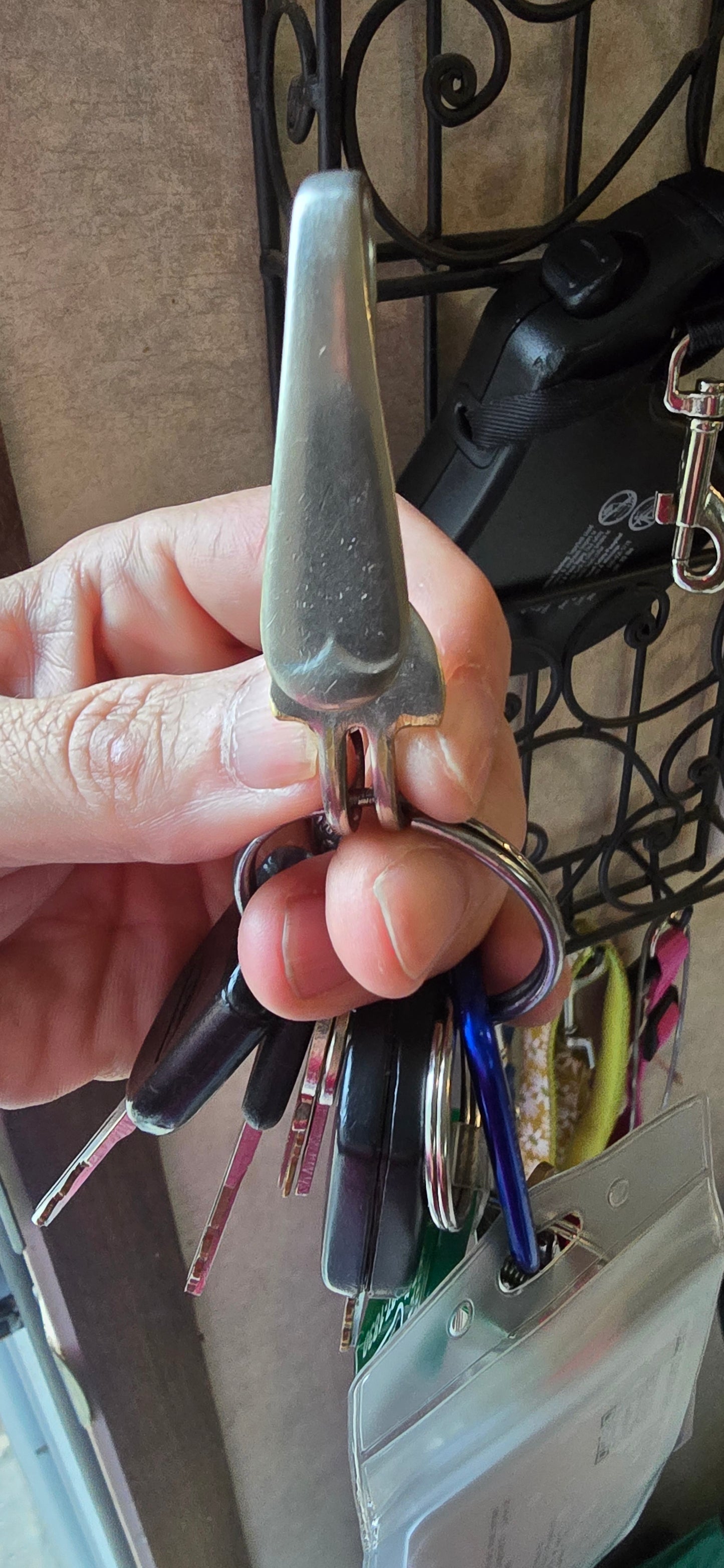 Keep you keys close with this fork key hook holder